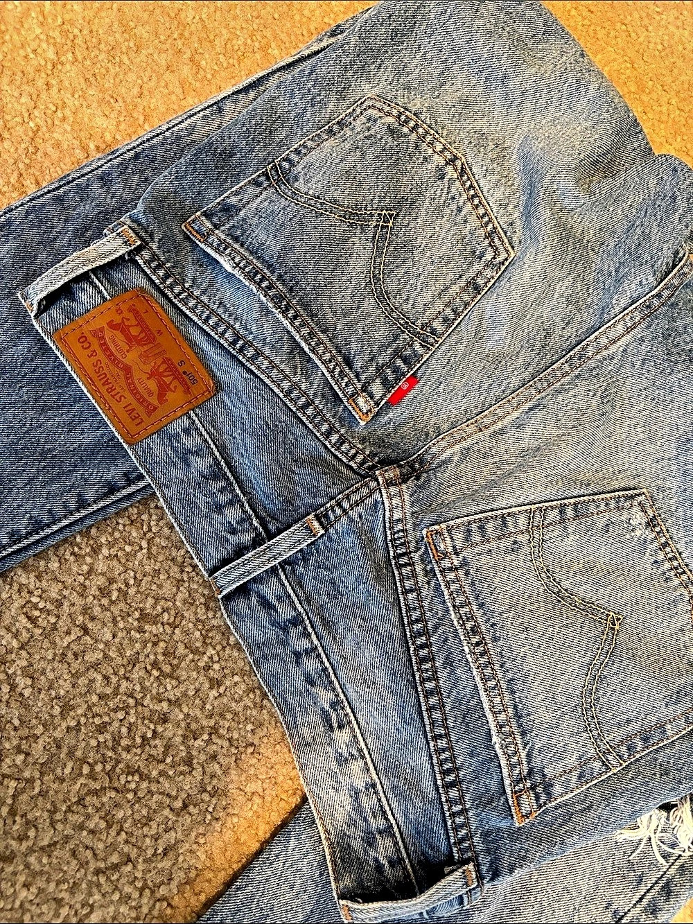 Levi's 501 Distressed Straight Leg Jeans Waist 28 - Picture 2 of 3